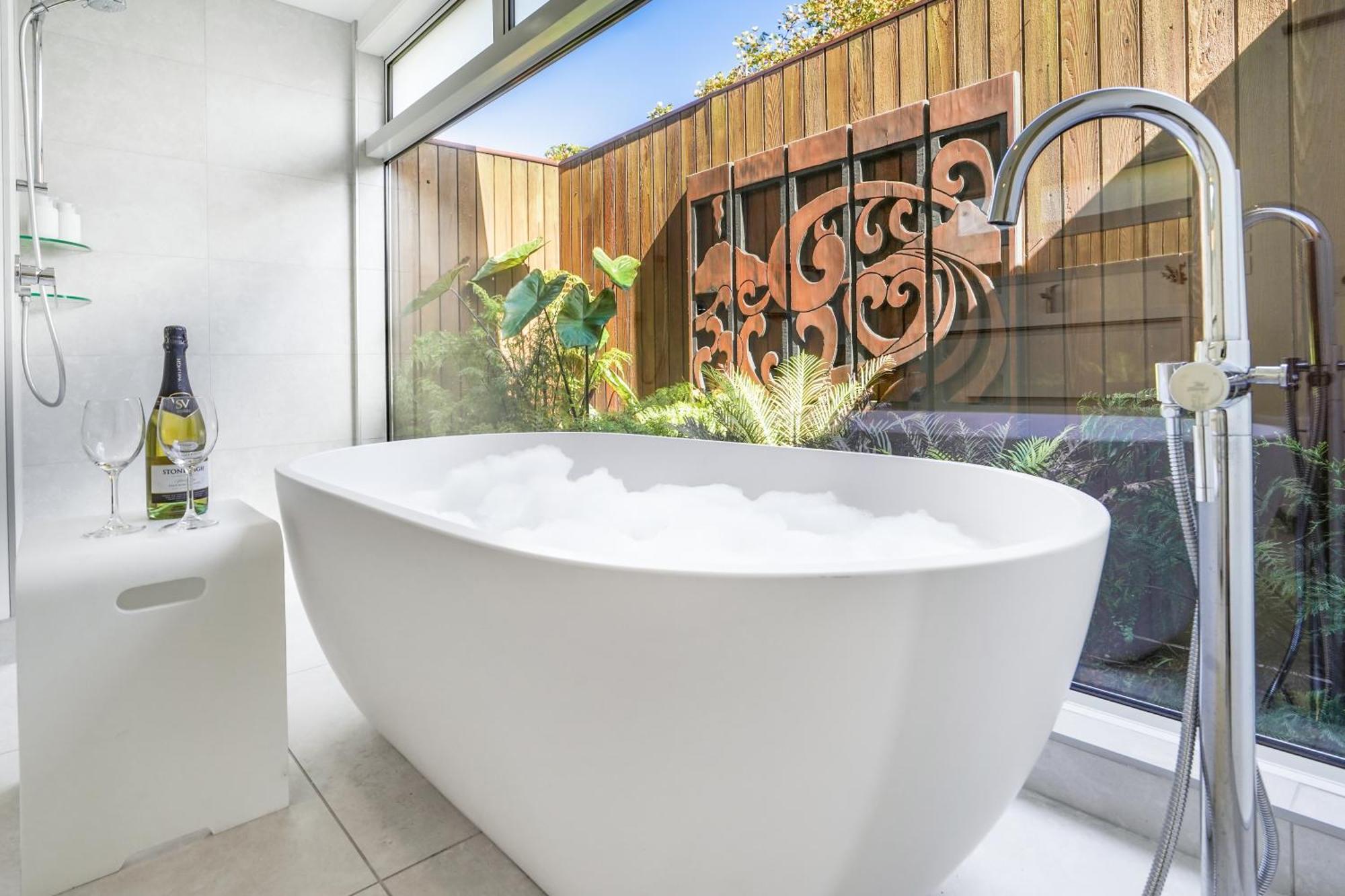 River View Retreat, Luxury & Central - By Kosh Bnb Hamilton Extérieur photo